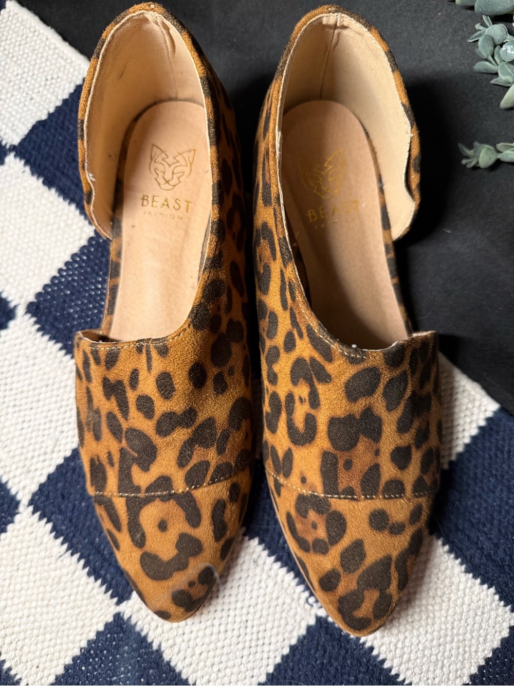 BEAST FASHION Leopard Print Pointed Toe Flats - Brown & Black